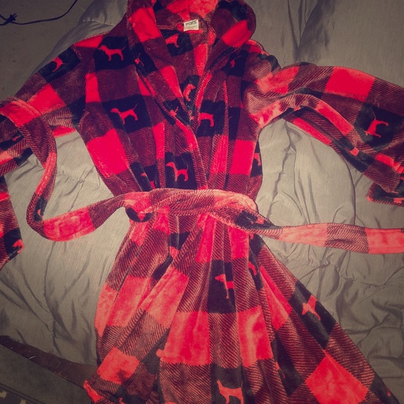 PINK Victoria's Secret Other - Brand New VS Pink Robe!